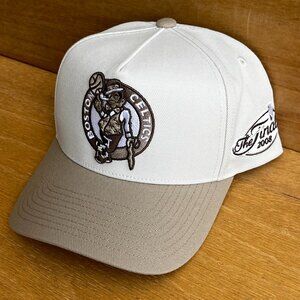 MITCHELL & NESS BOSTON CELTICS NBA FINALS 2008 SNAPBACK HAT Tan NEW